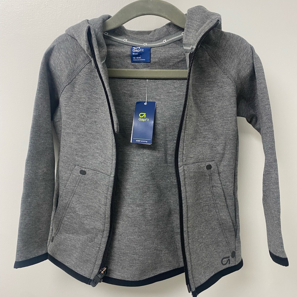 Toddler Gapfit tech hoodie grey heather, new, tags on 18-24 months